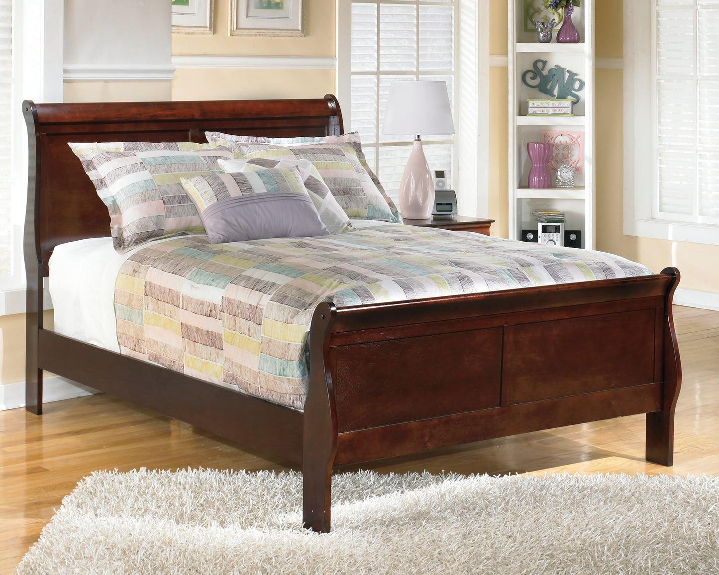Ashley Express - Alisdair Sleigh Bed