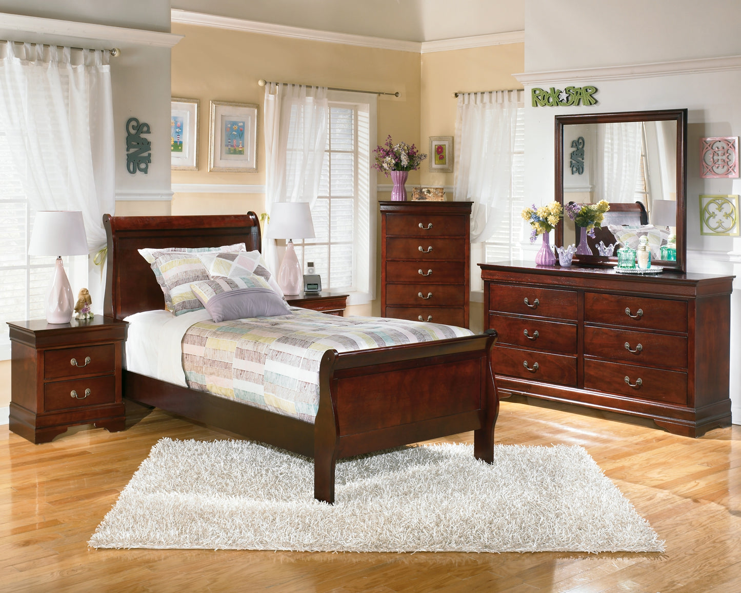 Ashley Express - Alisdair Sleigh Bed