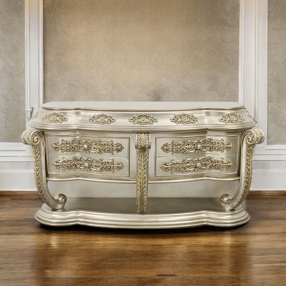 Danae - Server - Champagne & Gold