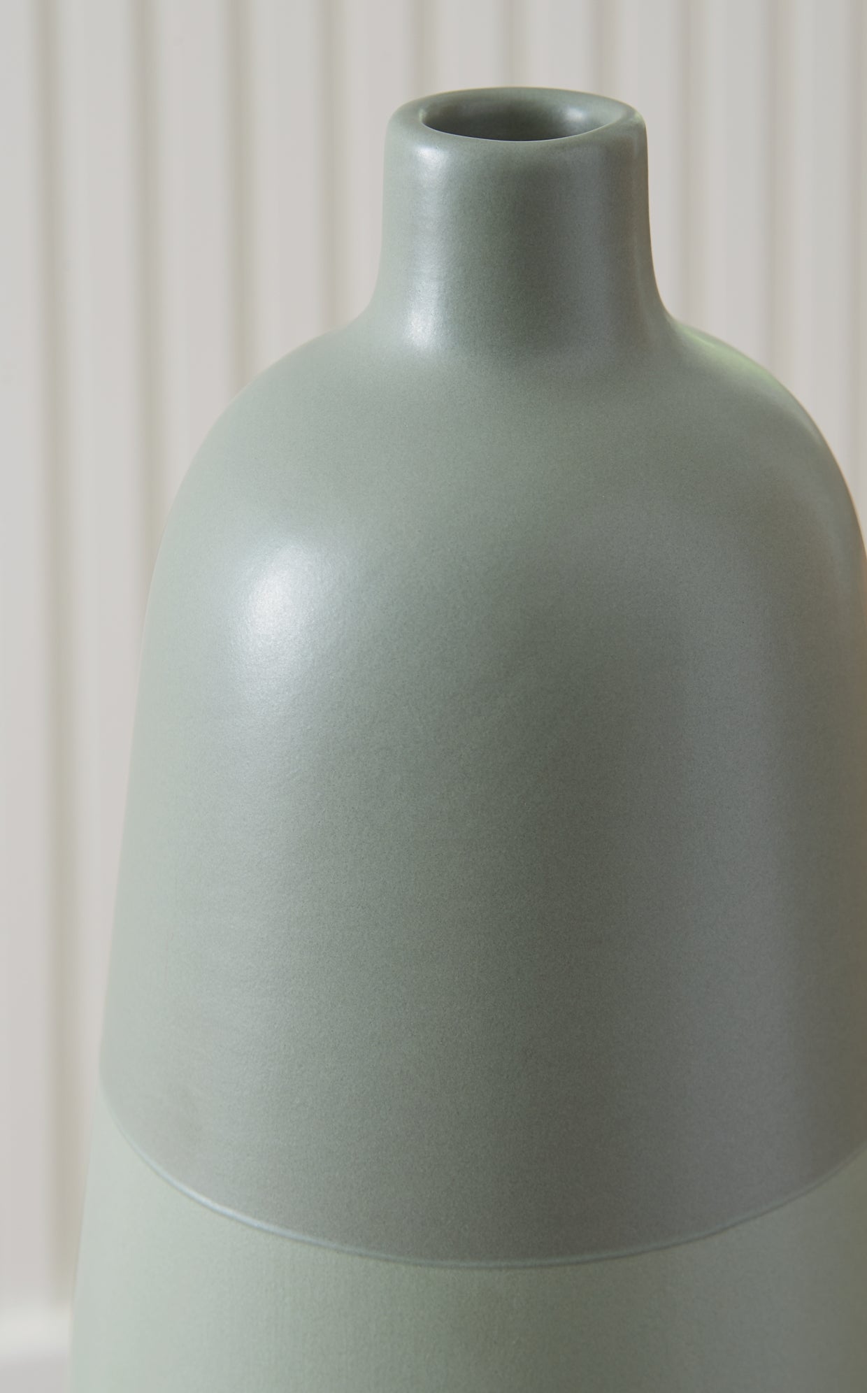 Ashley Express - Peerland Vase